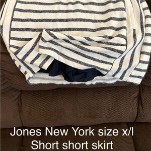 Jones New York skort